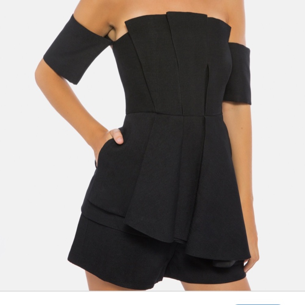 Adorable romper - C/meo need nobody